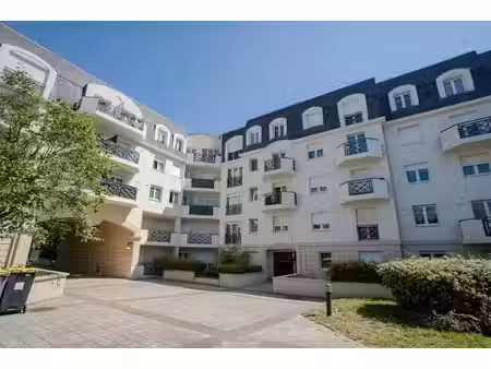 location appartement 6 pièces 113 m² à houilles (78800)  1 931 €