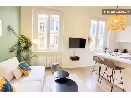 location meublée appartement 1 pièce 30 m² à lyon 6ème (69006)  1 470 €