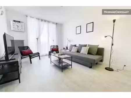 location meublée appartement 1 pièce 69 m² à saint-martin-d'heres (38400)  1 720 €