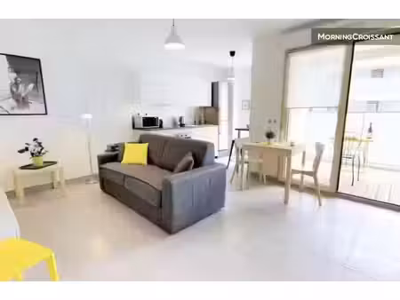 location meublée appartement 1 pièce 38 m² à lyon 7ème (69007)  1 600 €