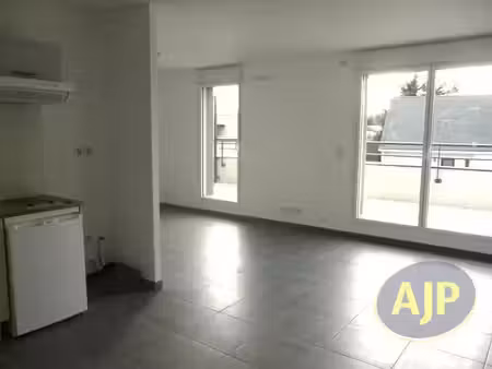 location appartement 1 pièce 33.2 m² à thouaré-sur-loire (44470)  492 €