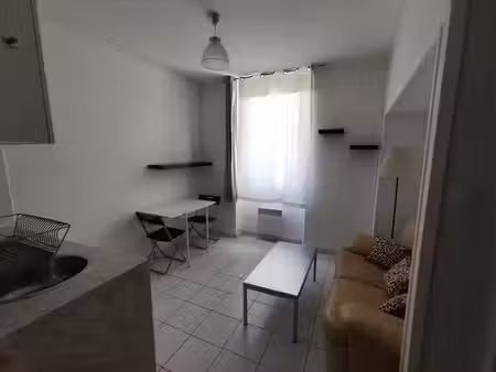 location appartement 1 pièce 20 m² à marseille 1er (13001)  525 €