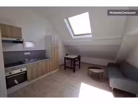 location meublée appartement 2 pièces 45 m² à audincourt (25400)  670 €