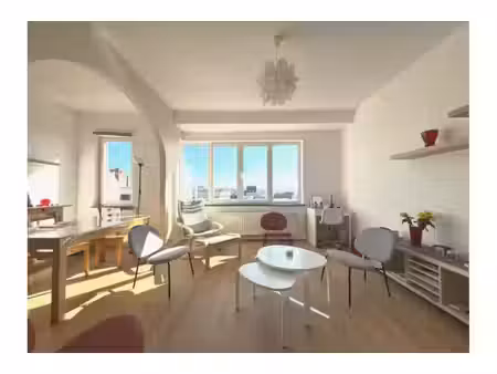 appartement à louer avec terrasse et 1 chambre   forest (vbe79678)