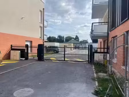 location appartement 3 pièces 85.95 m² à feuquières-en-vimeu (80210)  917 €
