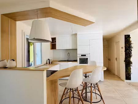 maison familliale avec 1200 m2 de terrain