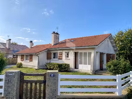 pau  secteur hôpital - maison de 132 m² à rafraîchir  4 chambres