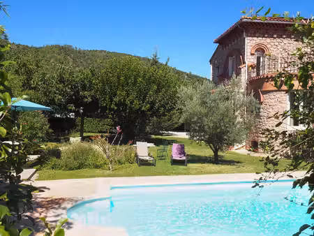maison d’architecte avec piscine  dépendance et vue sur le canigou  prades