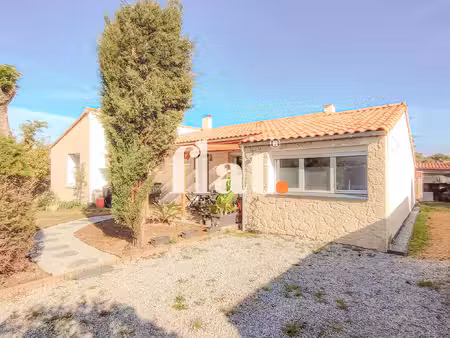 maison individuelle - 122 m2 - quatre chambres - jardin - ga
