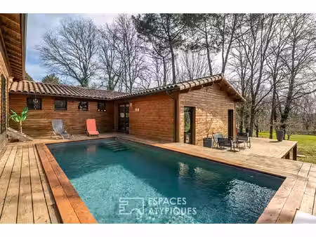 la maison-canopée : quand l'architecture bois épouse la forêt