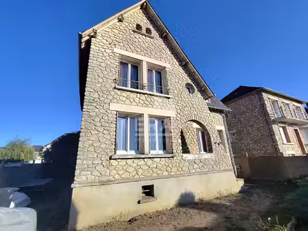 maison 6 pièces à vendre à val au perche - quartier la rouge