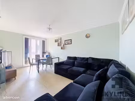 appartement 3 pièces 56 m²