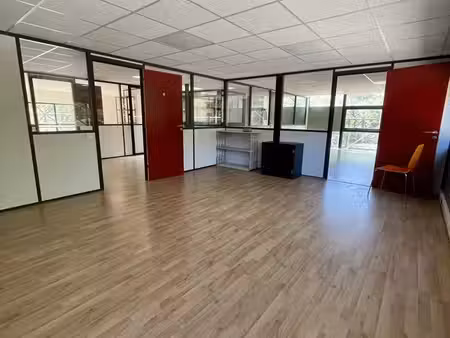 bureaux 144 m² aubagne
