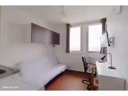 studio 1 pièce 11 m²