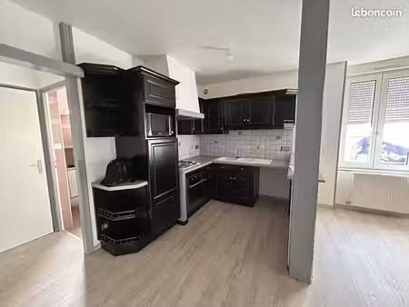 logement situé proche du centre dans une rue calme