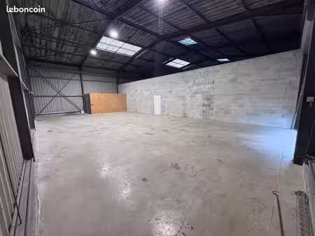 local / entrepôt 200m2 à rioz