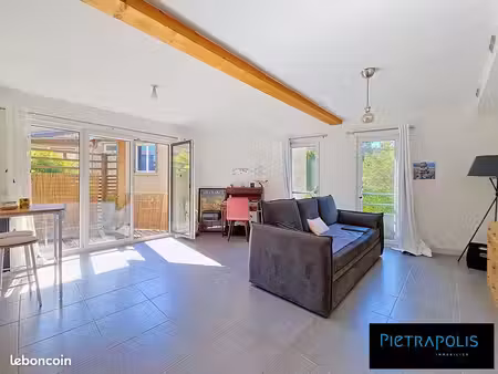 appartement 2 pièces 53 m²