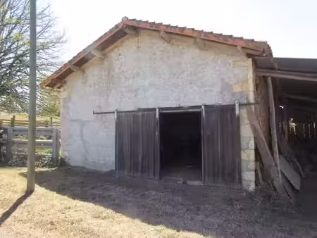vente locaux professionnels 0 pièces 100 m² à nieuil (16270)  25 000 €
