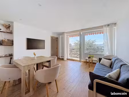 appartement 4 pièces 81 m²