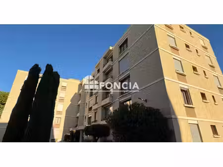 investissement locatif : t2 de 40 m² loué avec garage à avignon