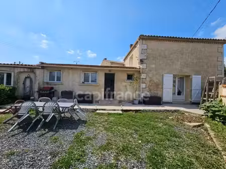 maison charentaise rénovée de 130 m²  4 chambres  garage et jardin clôturé
