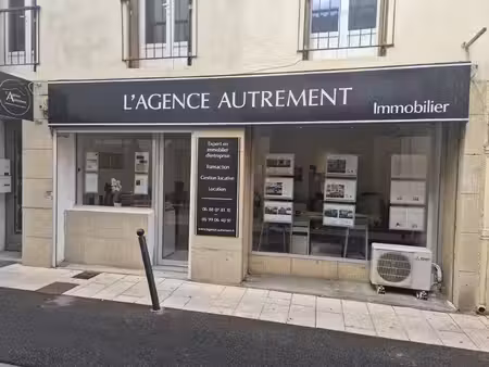 local commercial avec climatisation à salon-de-provence