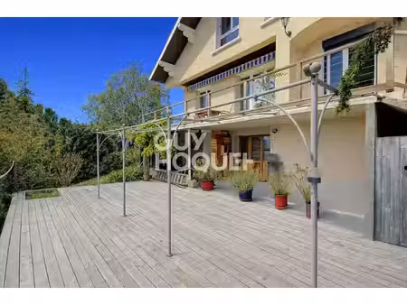villa à vendre de 5 pièces de 208 m² sur 1200m² de terrain
