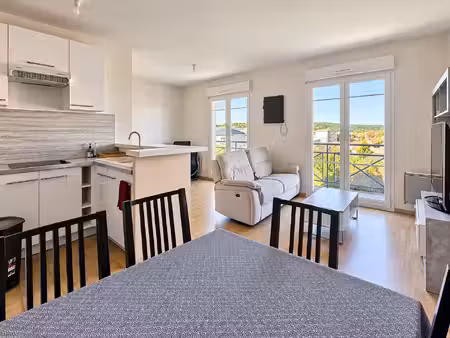 évreux f3 meublé en duplex - balcon sans vis à vis - garag