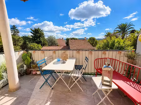 t3 73 m2  terrasse et parking - bas faron