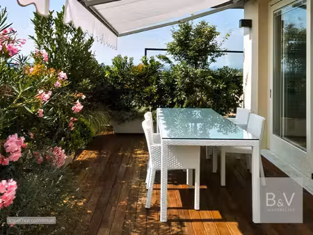 appartement 4 pièces de 80 m² avec balcon de 17 m² et prestations de qualité