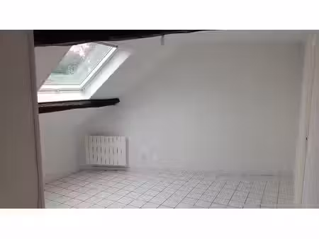 appartement 3 pièces à louer à nanteuil-le-haudouin (60440) avec garage - 29 26 m²