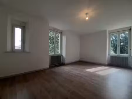 t3 de charme dans une résidence avec parc arboré