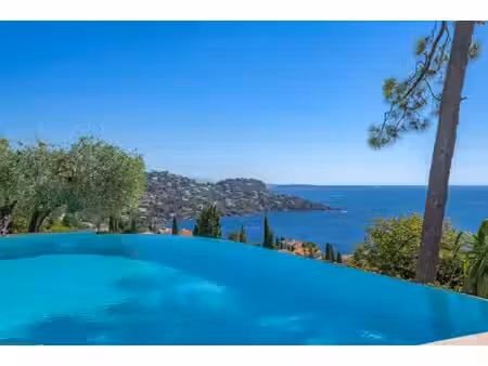 villa d'exception panorama mer à couper le souffle le tr