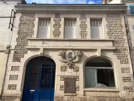 surgères (17700)