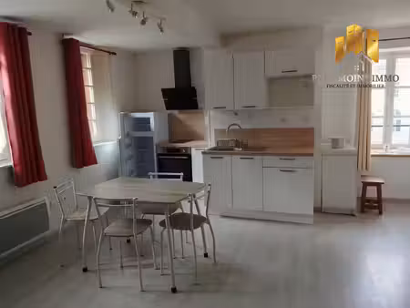 studio 30 50 m² à louer – centre-ville d'alençon  place d