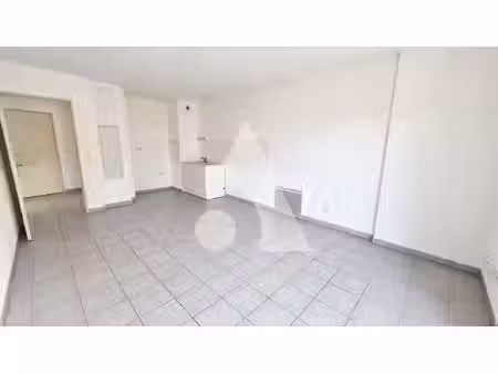 montpellier euromédecine 3 pièces de 56 30 m² avec terrasse et garage