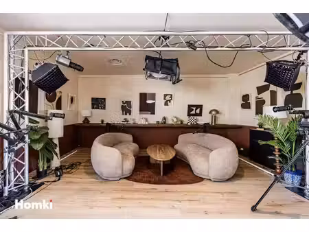 local commercial t2 de 187 m² à bagnolet 93170  avenue gallieni