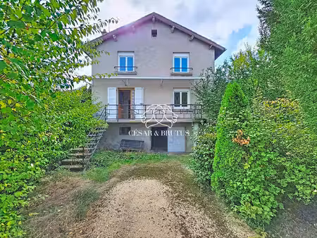 maison de campagne avec jardin garage et grange