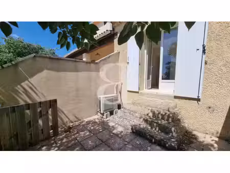 maison avec jardin et terrasse à venasque