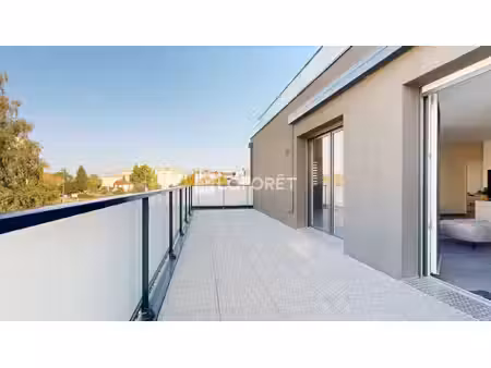 appartement 5 pièces 96 46 m² terrasse / garage / parking