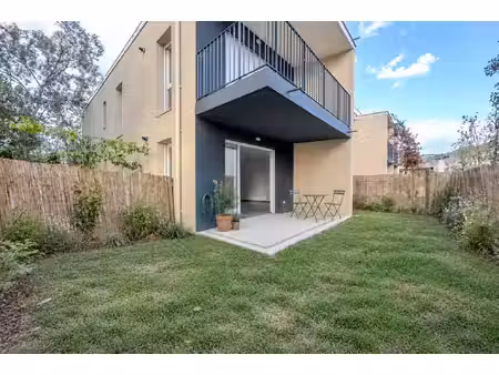 cenon saint romain - appartement 3 chambres de 82 m² avec grand jardin et double place de 