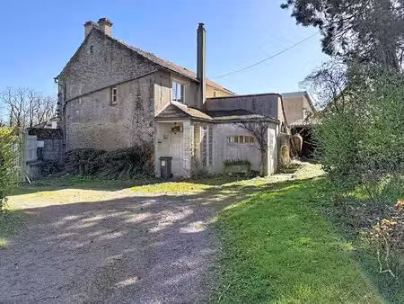 maison entre caen et la mer à rénover.