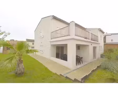 maison - 140m ²
