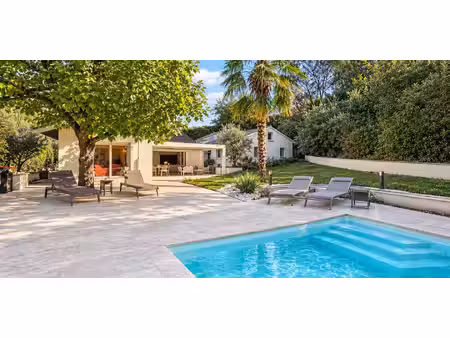 propriété avec piscine centre et sud est - saint-didier-au-mont-d’or (69)