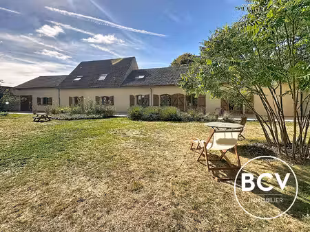 maison t6 de 222 m² avec séjour double et grange sur terrain de 1989 m²