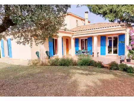 villa de 150 m² sur sous sol complet de 110 m² + dépendance + piscine terrain 1353m²