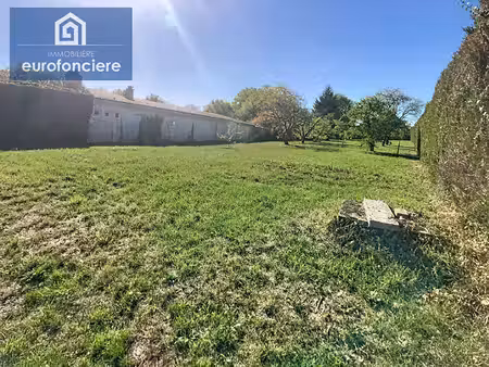 terrain à bâtir de 939 m² ? environnement calme et verdoyant !