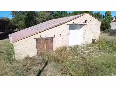vente maison 3 pièces  170.00m²  le poiré