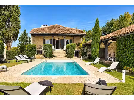 maison en pierre de 175 m² à saint-antonin-noble-val