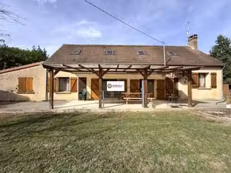 vente maison à villaines-la-carelle (72600) : à vendre / 137m² villaines-la-carelle